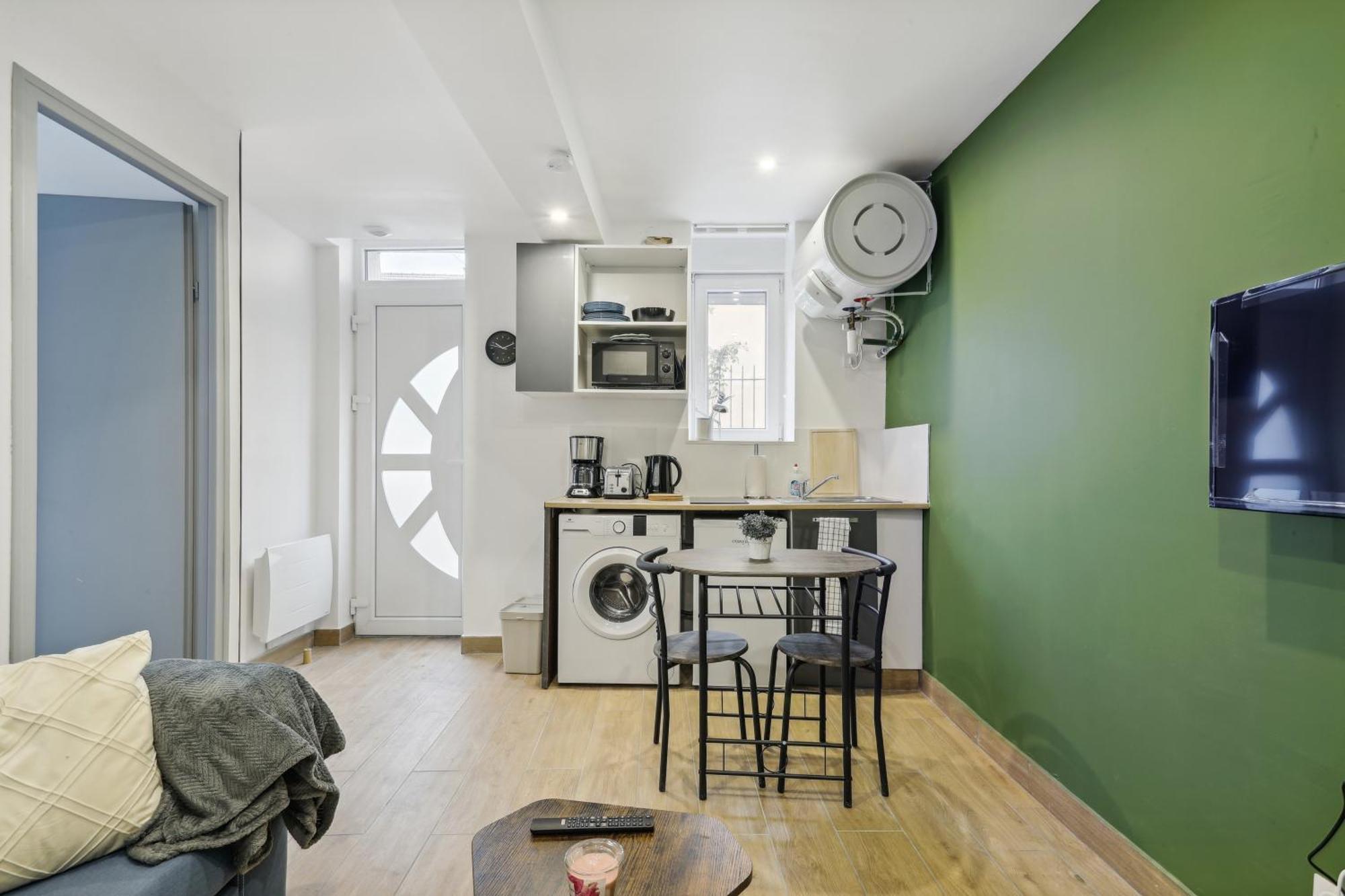 Chic Cosy Apart With Parking La Ferte-sous-Jouarre Exterior photo